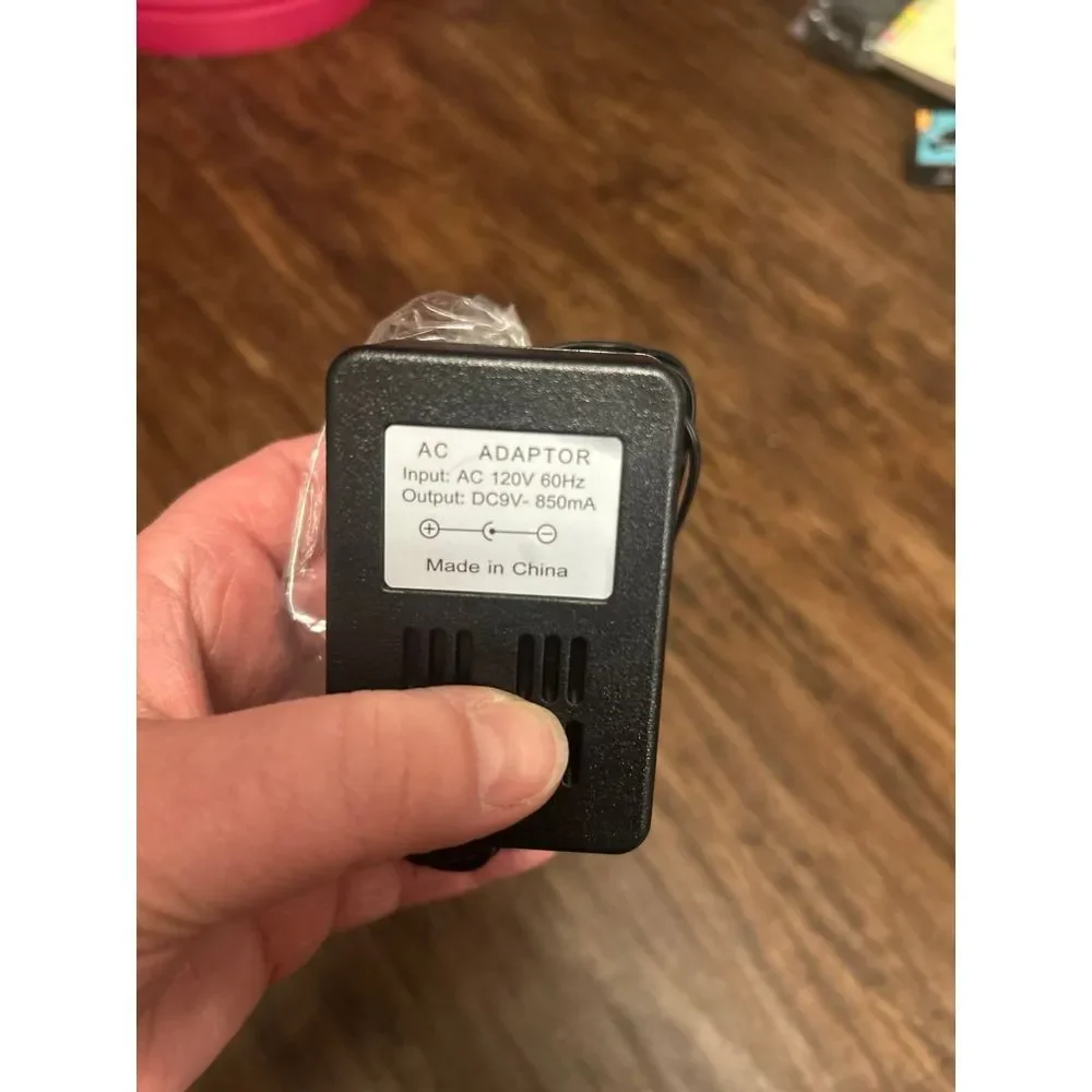 AC‎ adapter
